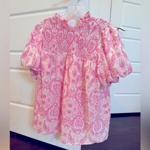 Spring shirt worn twice. Size M